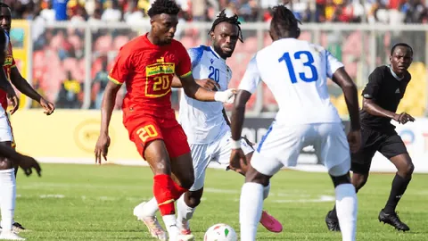 十年欧冠门将封神榜：拉亚54%领衔，布冯47%紧随其后，奥纳纳实力上榜！