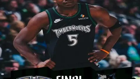 [图]王钰栋失误导致对手得分 浙江队以4-0横扫三镇